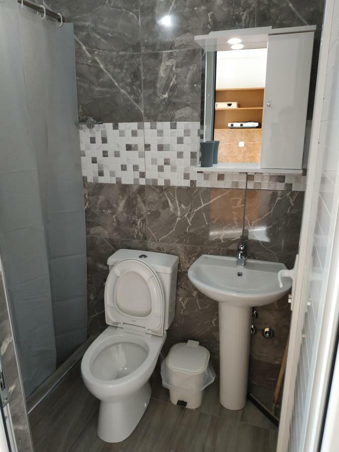 Michalos Apartments Paralia Skotinis Exterior photo